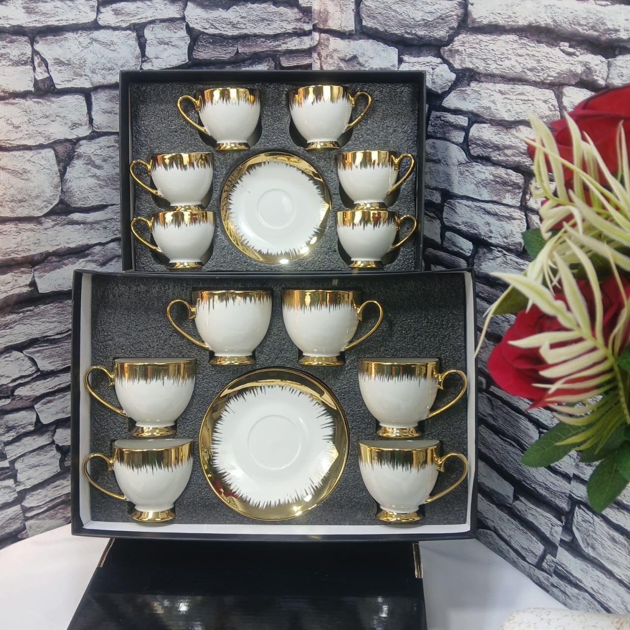 Service Café 24 Pièces – طقم قهوة راقي 24 قطعة