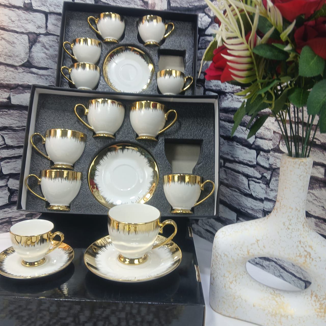 Service Café 24 Pièces – طقم قهوة راقي 24 قطعة