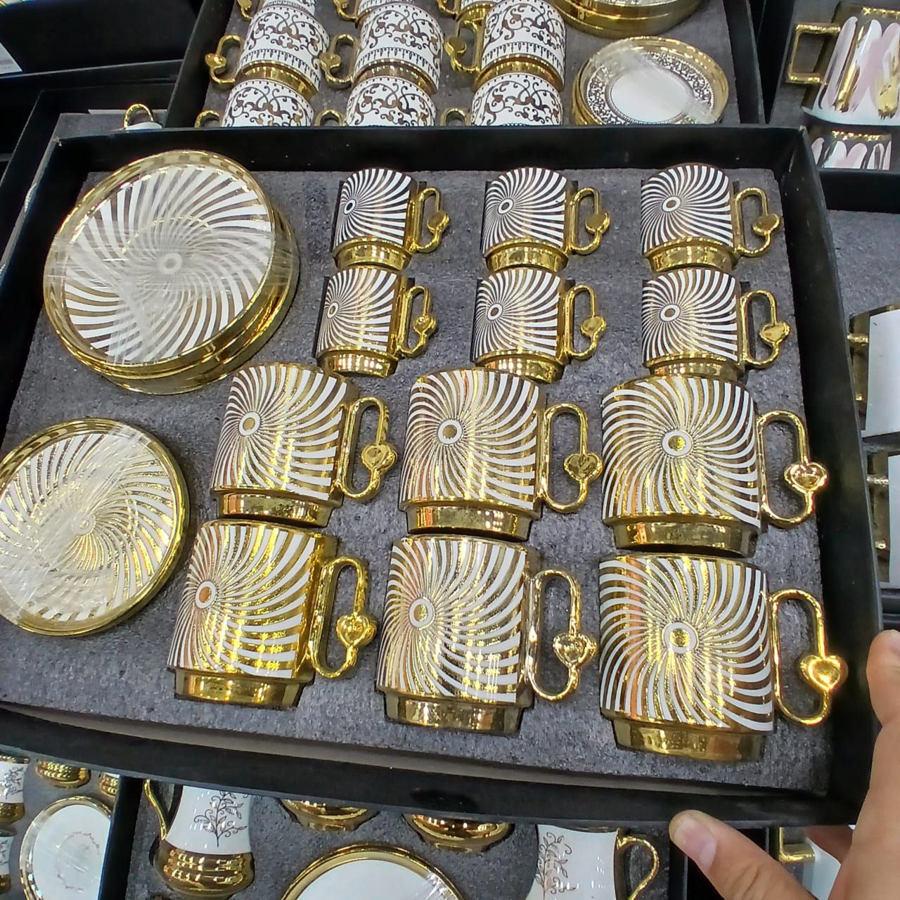 Service Café 24 Pièces – طقم قهوة راقي 24 قطعة