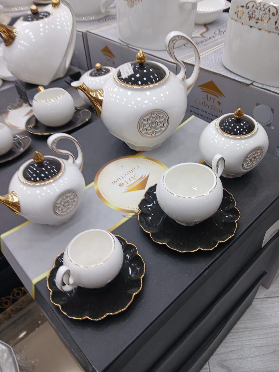 Service Café 24 Pièces – طقم قهوة راقي 24 قطعة