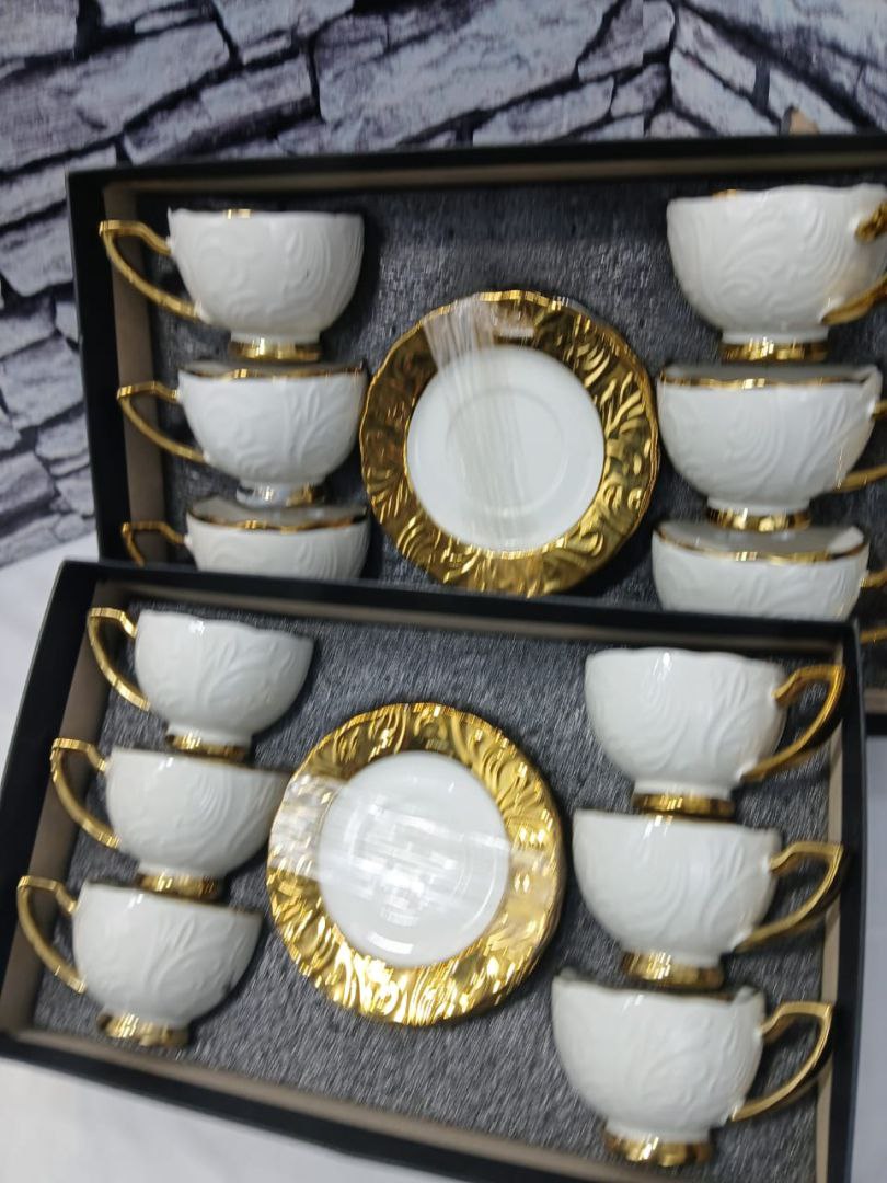 Service Café 24 Pièces – طقم قهوة راقي 24 قطعة