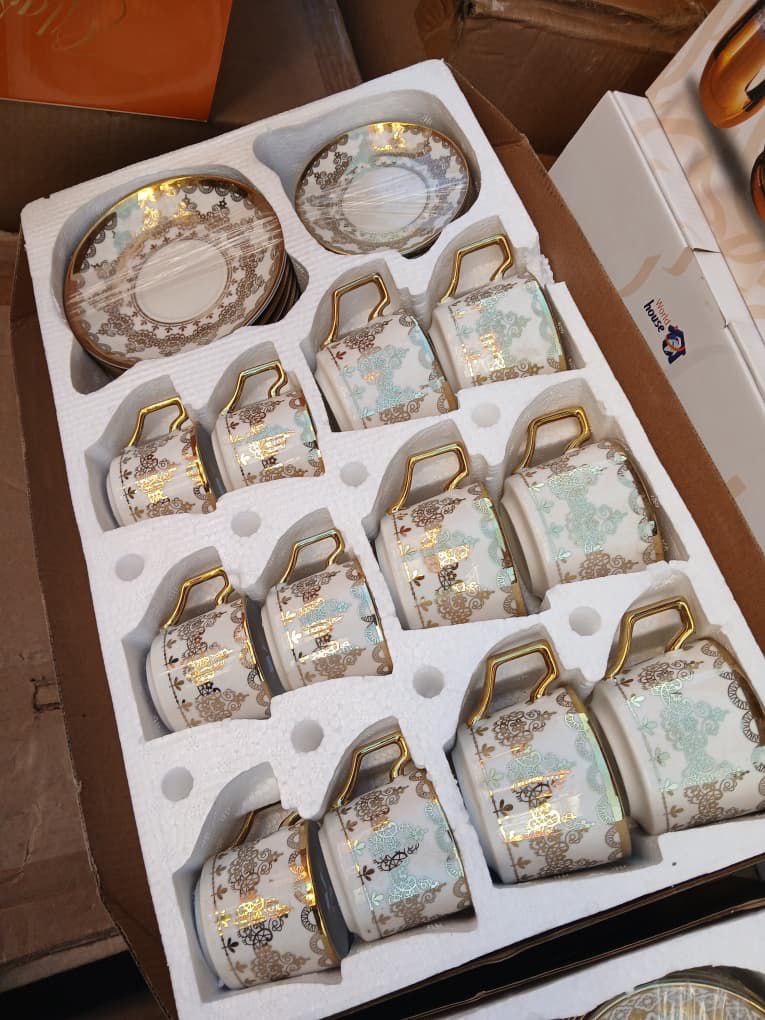 Service Café 24 Pièces – طقم قهوة راقي 24 قطعة